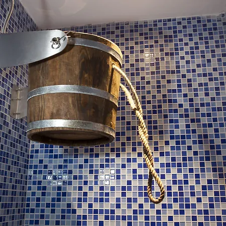 Dencity & 4* Isztambul