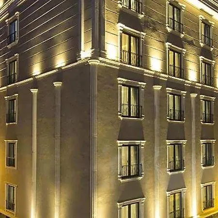 Hotel Dencity & 4*